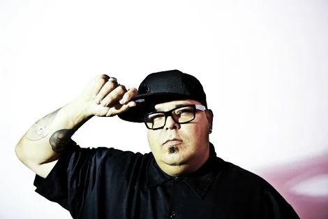 DJ Sneak